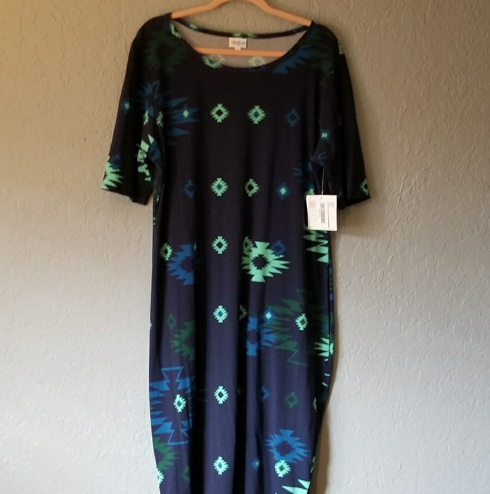 Final Discount: LuLaRoe Julia